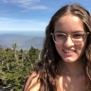 Meet your Posher, Kelsey